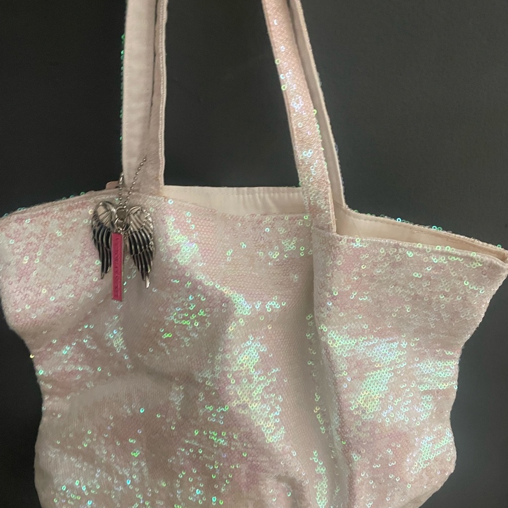 Victoria’s Secret bag brand new